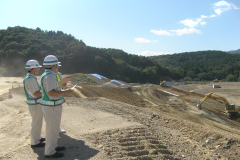 工場用地造成工事（その4）